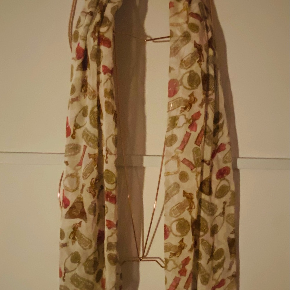 Cream and Tan Geometric Pattern Scarf
